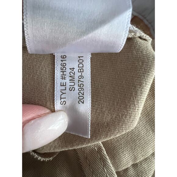 NWT J. Crew Women's 3 1/2" Classic Chino Shorts Flat Front Light Khaki Tan SZ 2 - Picture 9 of 10